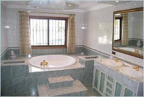 5 bedroom Villa for sale in Estepona with pool garage - € 10,000,000 (Ref: 8268993)