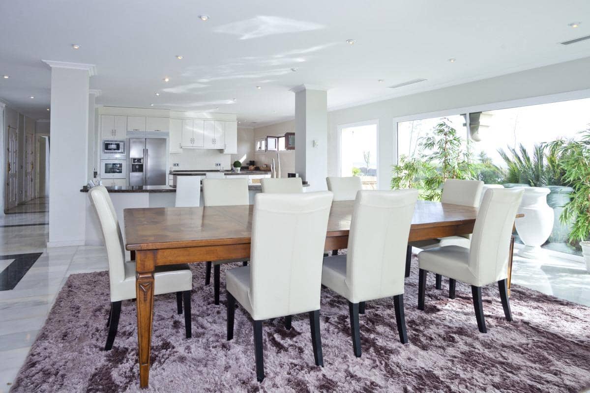 7 soverom Villa til salgs i Guadalmina med svømmebasseng garasje - € 8 900 000 (Ref: 8268994)