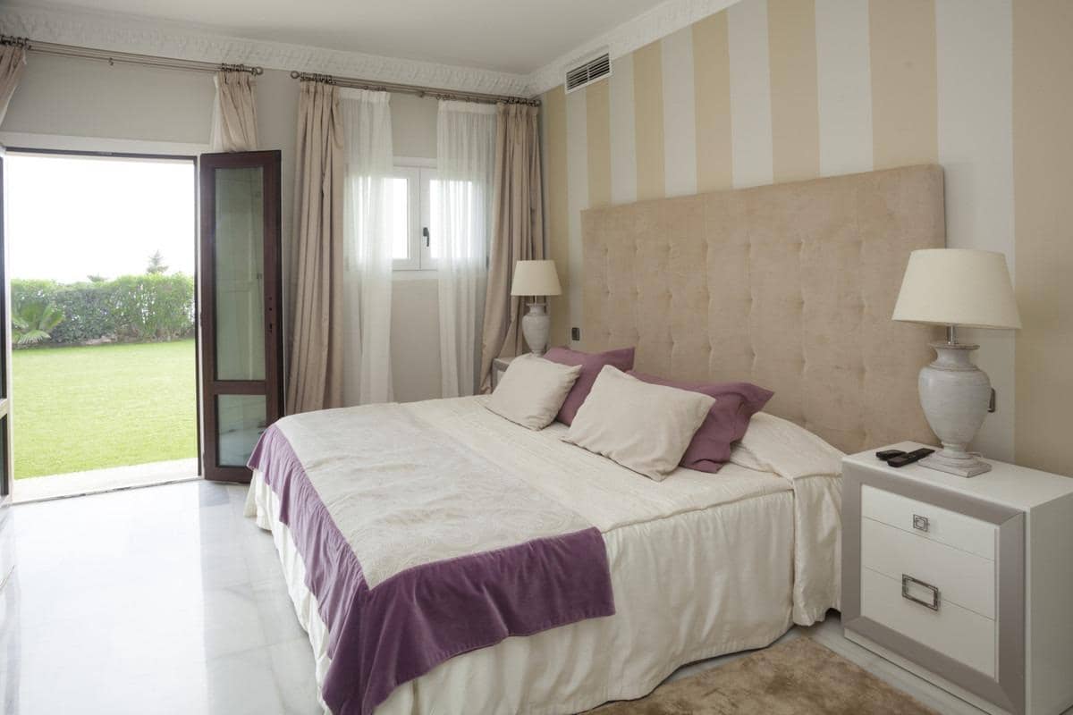 7 soverom Villa til salgs i Guadalmina med svømmebasseng garasje - € 8 900 000 (Ref: 8268994)