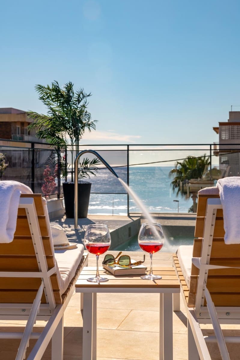 20 soveværelse Hotel til salg i Santa Pola med swimmingpool - € 2.830.000 (Ref: 8367270)