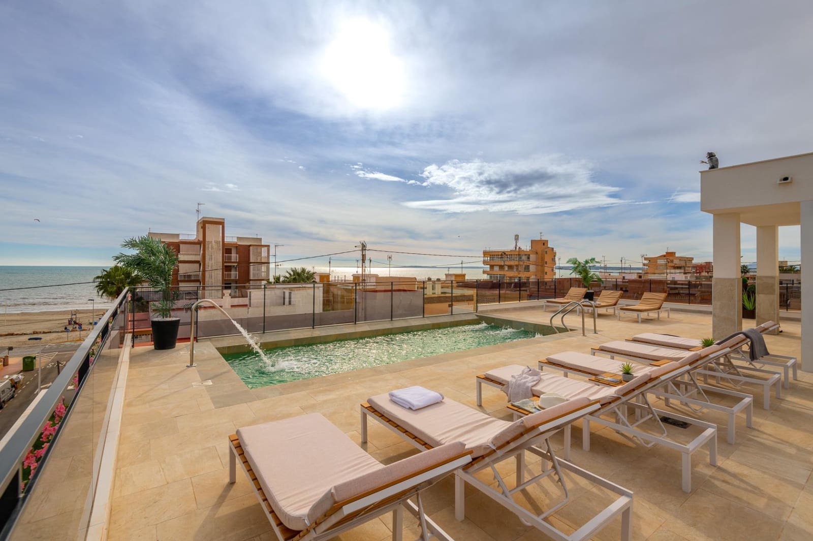 20 soveværelse Hotel til salg i Santa Pola med swimmingpool - € 2.830.000 (Ref: 8367270)