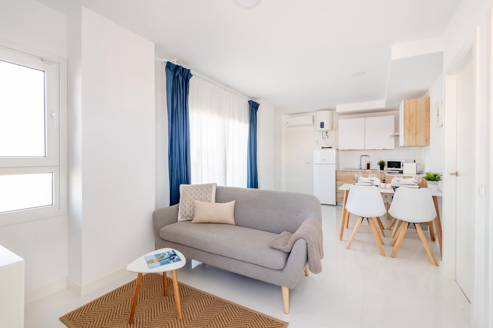 20 soveværelse Hotel til salg i Santa Pola med swimmingpool - € 2.830.000 (Ref: 8367270)