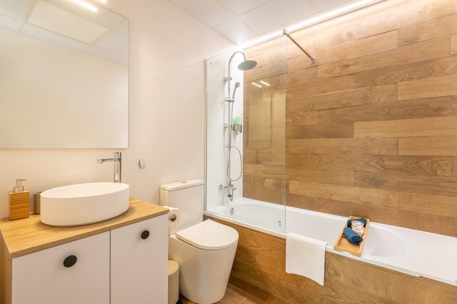 20 soveværelse Hotel til salg i Santa Pola med swimmingpool - € 2.830.000 (Ref: 8367270)