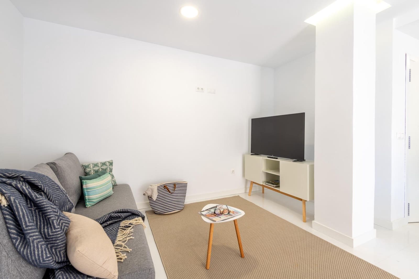 20 soveværelse Hotel til salg i Santa Pola med swimmingpool - € 2.830.000 (Ref: 8367270)