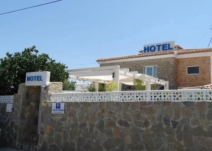 10 soveværelse Hotel til salg i Calpe / Calp med swimmingpool - € 850.000 (Ref: 8386652)