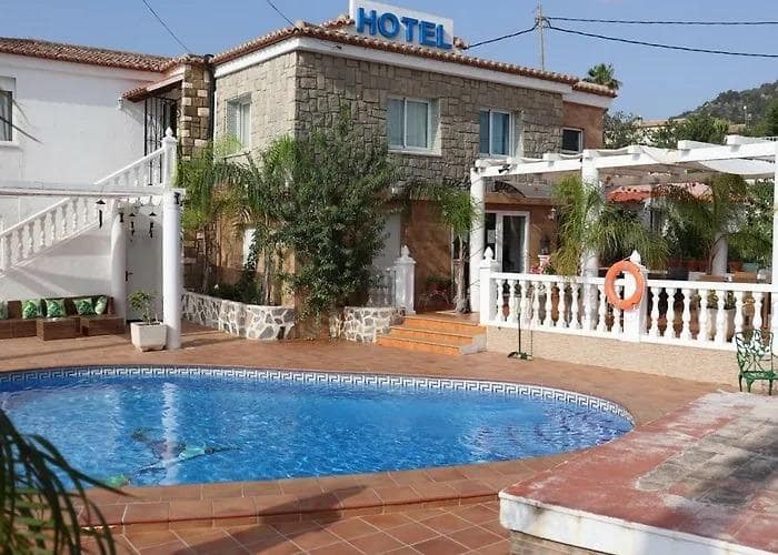10 soveværelse Hotel til salg i Calpe / Calp med swimmingpool - € 850.000 (Ref: 8386652)