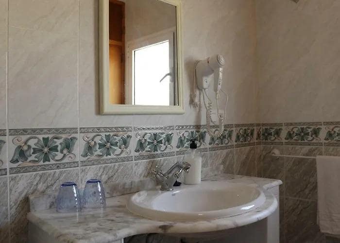 10 soveværelse Hotel til salg i Calpe / Calp med swimmingpool - € 850.000 (Ref: 8386652)