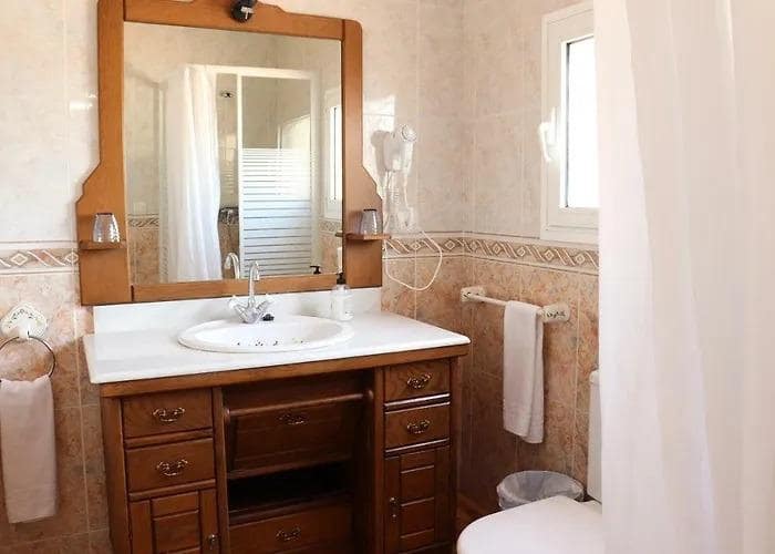 10 soveværelse Hotel til salg i Calpe / Calp med swimmingpool - € 850.000 (Ref: 8386652)