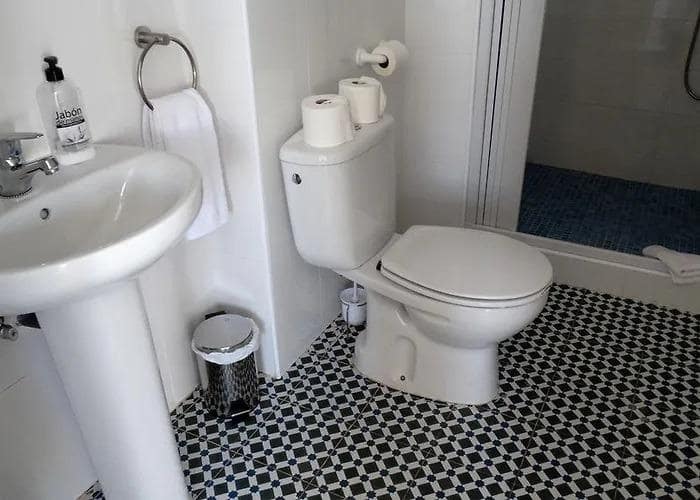 10 soveværelse Hotel til salg i Calpe / Calp med swimmingpool - € 850.000 (Ref: 8386652)