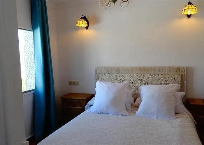 10 soveværelse Hotel til salg i Calpe / Calp med swimmingpool - € 850.000 (Ref: 8386652)