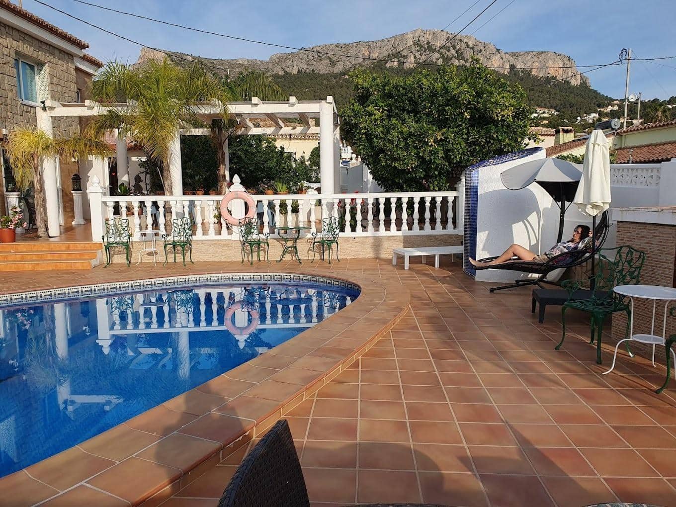 10 soveværelse Hotel til salg i Calpe / Calp med swimmingpool - € 850.000 (Ref: 8386652)