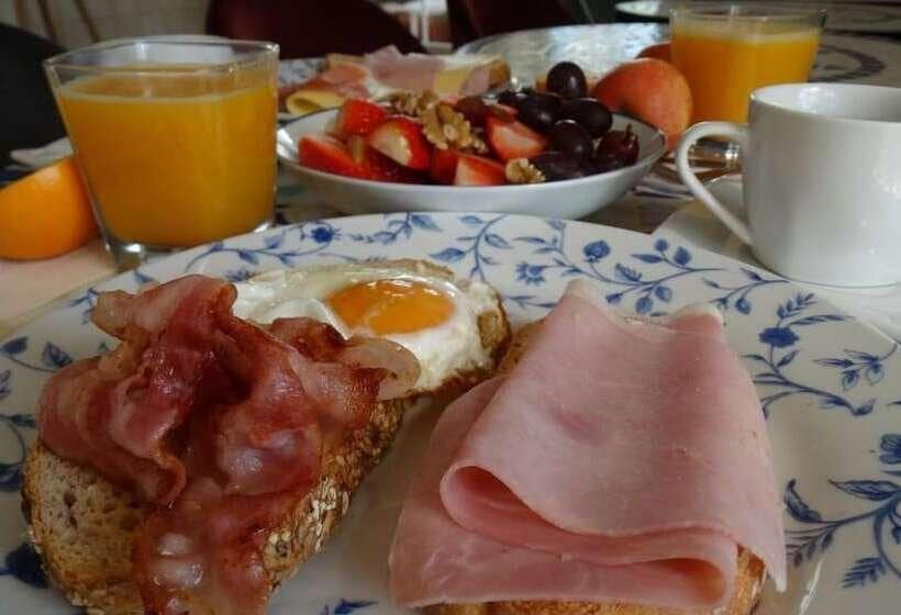 18 soveværelse Hotel til salg i Calpe / Calp med swimmingpool garage - € 1.050.000 (Ref: 8386653)