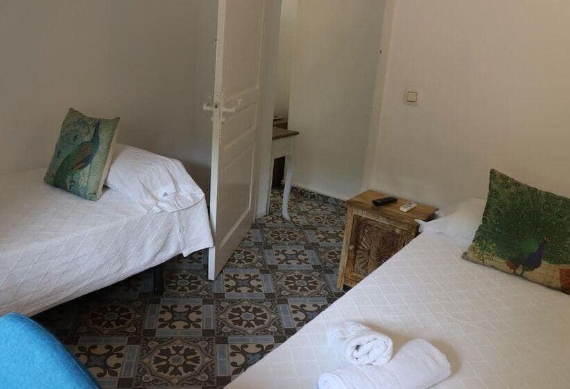 18 soveværelse Hotel til salg i Calpe / Calp med swimmingpool garage - € 1.050.000 (Ref: 8386653)