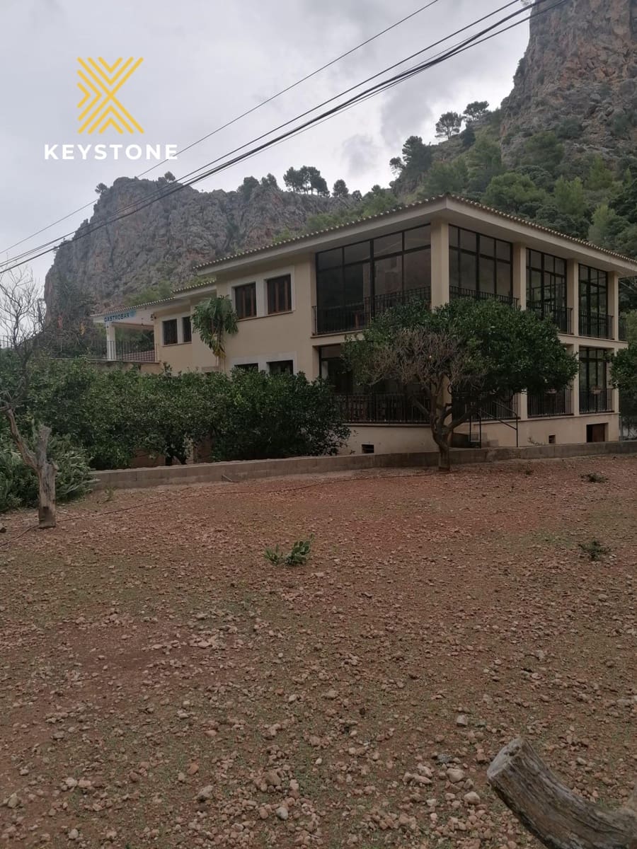 Erhverv til salg i Sa Calobra / La Calobra - € 3.500.000 (Ref: 8413318)