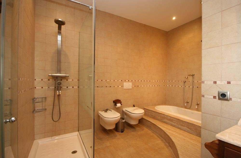 7 soveværelse Finca/Landehus til salg i Porreres med swimmingpool garage - € 1.800.000 (Ref: 8476232)