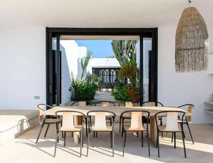 7 soverom Villa til salgs i Ibiza by med svømmebasseng garasje - € 11 000 000 (Ref: 8482151)