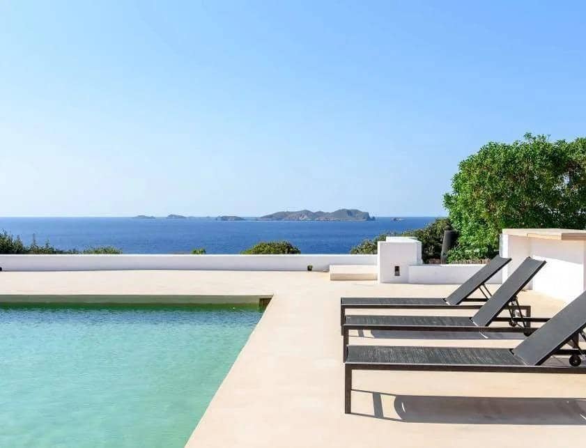 7 soverom Villa til salgs i Ibiza by med svømmebasseng garasje - € 11 000 000 (Ref: 8482151)