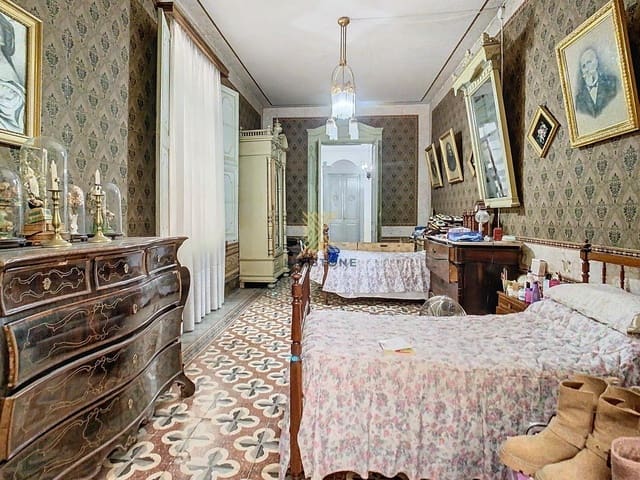 9 soverom Villa til salgs i Manacor med garasje - € 1 800 000 (Ref: 8493815)