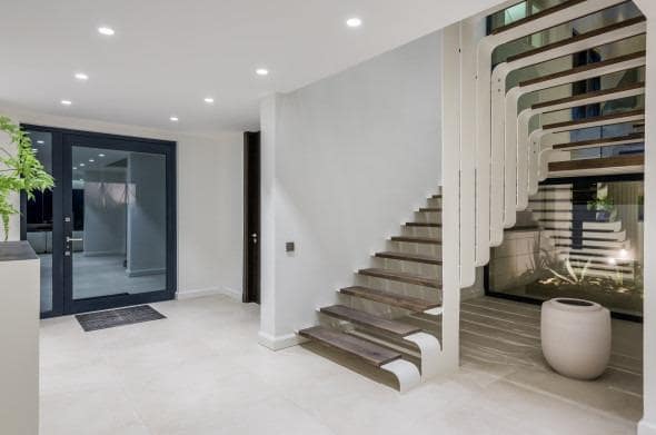 6 bedroom Villa for sale in Monte Halcones with pool garage - € 5,450,000 (Ref: 8527736)