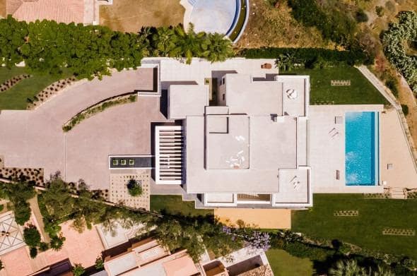 6 bedroom Villa for sale in Monte Halcones with pool garage - € 5,450,000 (Ref: 8527736)