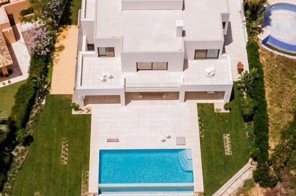 6 bedroom Villa for sale in Monte Halcones with pool garage - € 5,450,000 (Ref: 8527736)
