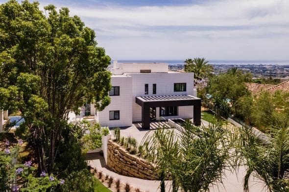 6 bedroom Villa for sale in Monte Halcones with pool garage - € 5,450,000 (Ref: 8527736)