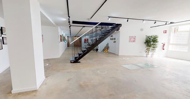 Kaupallinen myytävänä paikassa Palma de Mallorca - 1 050 000 € (Ref: 8532196)