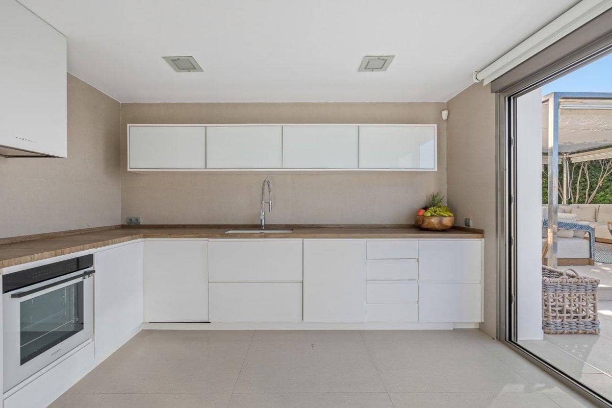 5 sypialnia Willa na sprzedaż w Santa Eulalia / Santa Eularia z basenem - 12 000 000 € (Ref: 8534049)