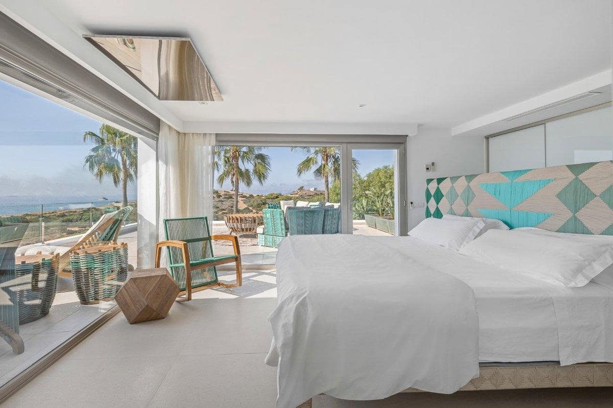 5 sypialnia Willa na sprzedaż w Santa Eulalia / Santa Eularia z basenem - 12 000 000 € (Ref: 8534049)