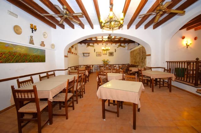 Erhverv til salg i Sineu - € 400.000 (Ref: 8534052)