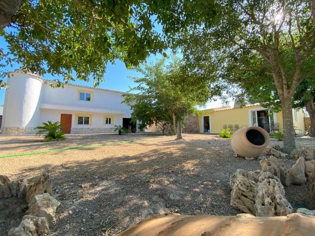 7 bedroom Villa for sale in Costitx with pool - € 600,000 (Ref: 8547199)