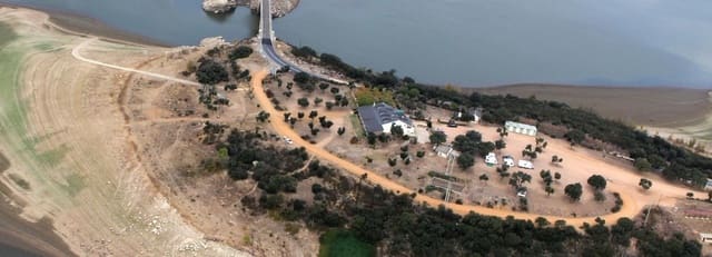 2 bedroom Restaurant/Bar for sale in Perilla de Castro - € 490,000 (Ref: 8633072)