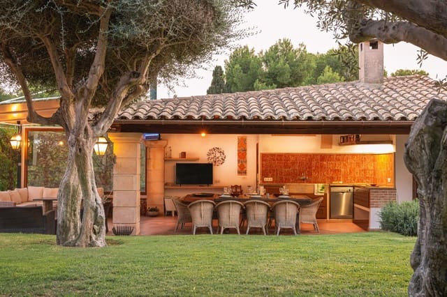 5 soveværelse Villa til salg i Costa de los Pinos, Son Servera med swimmingpool garage - € 2.750.000 (Ref: 8646544)