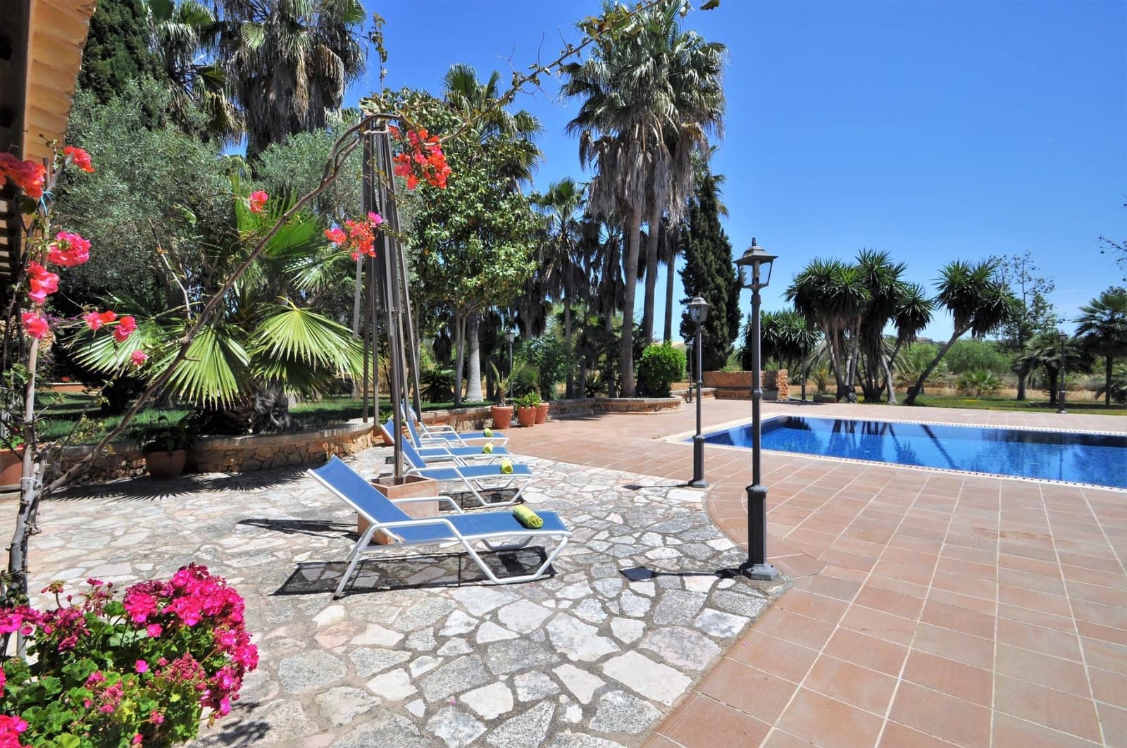 6 quarto Quinta/Casa Rural para venda em Sencelles com piscina garagem - 2 450 000 € (Ref: 8646554)