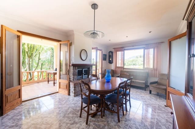 3 soveværelse Finca/Landehus til salg i Lloseta - € 750.000 (Ref: 8880148)