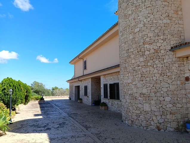 4 soveværelse Villa til salg i Manacor med swimmingpool garage - € 2.500.000 (Ref: 8941247)