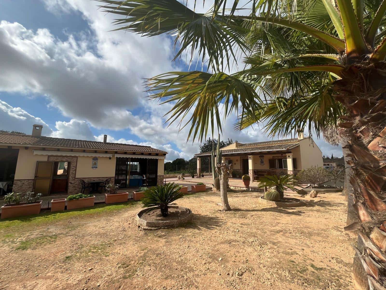 4 soveværelse Finca/Landehus til salg i Llucmajor med swimmingpool - € 740.000 (Ref: 8954220)