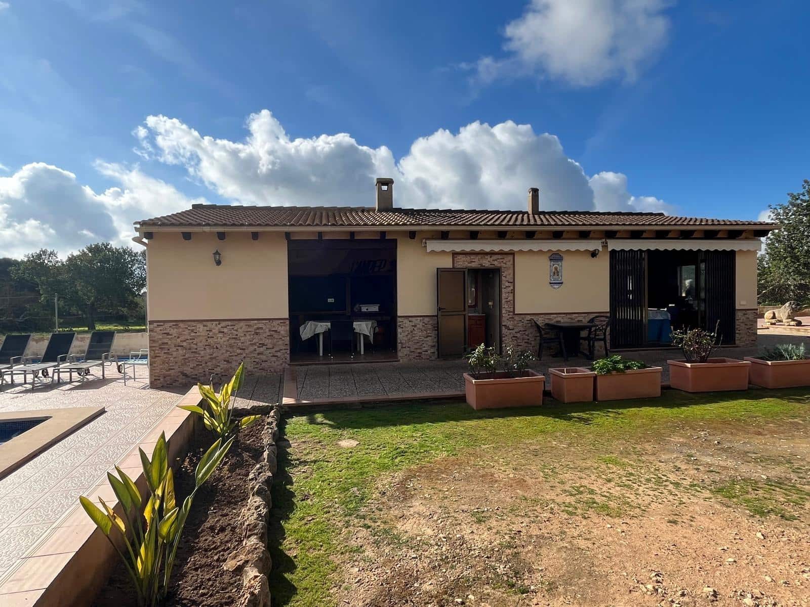 4 soveværelse Finca/Landehus til salg i Llucmajor med swimmingpool - € 740.000 (Ref: 8954220)