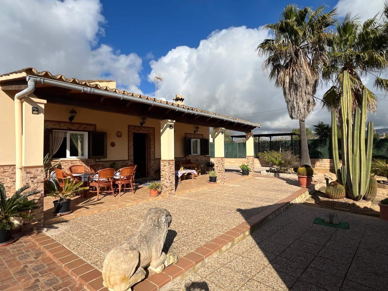 4 soveværelse Finca/Landehus til salg i Llucmajor med swimmingpool - € 740.000 (Ref: 8954220)