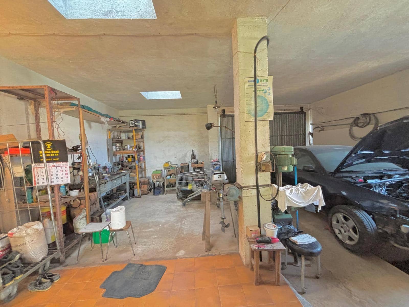 4 slaapkamer Finca/Landhuis te koop in Sencelles met garage - € 915.000 (Ref: 9038006)