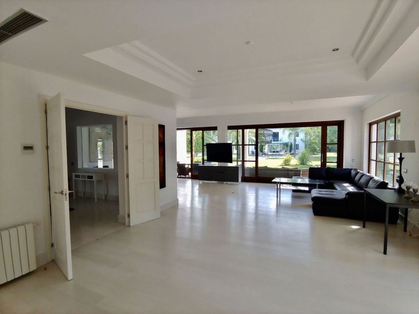 6 slaapkamer Villa te koop in Guadalmina met zwembad garage - € 4.900.000 (Ref: 9114074)