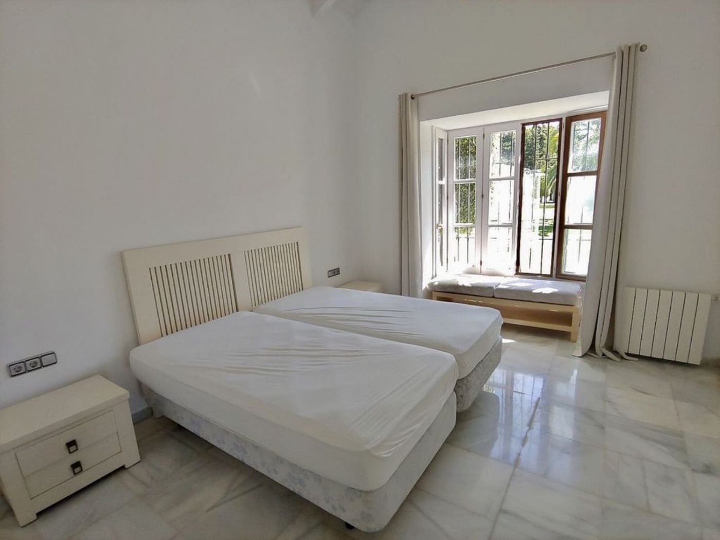 6 slaapkamer Villa te koop in Guadalmina met zwembad garage - € 4.900.000 (Ref: 9114074)