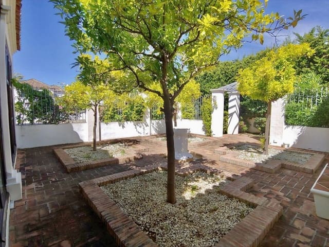 6 sypialnia Willa na sprzedaż w Guadalmina Baja, Marbella z basenem garażem - 4 900 000 € (Ref: 9114074)