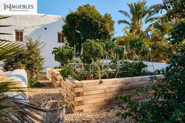 7 soverom Finca/Herregård til salgs i Sant Llorenç des Cardassar med svømmebasseng garasje - € 8 500 000 (Ref: 9185343)