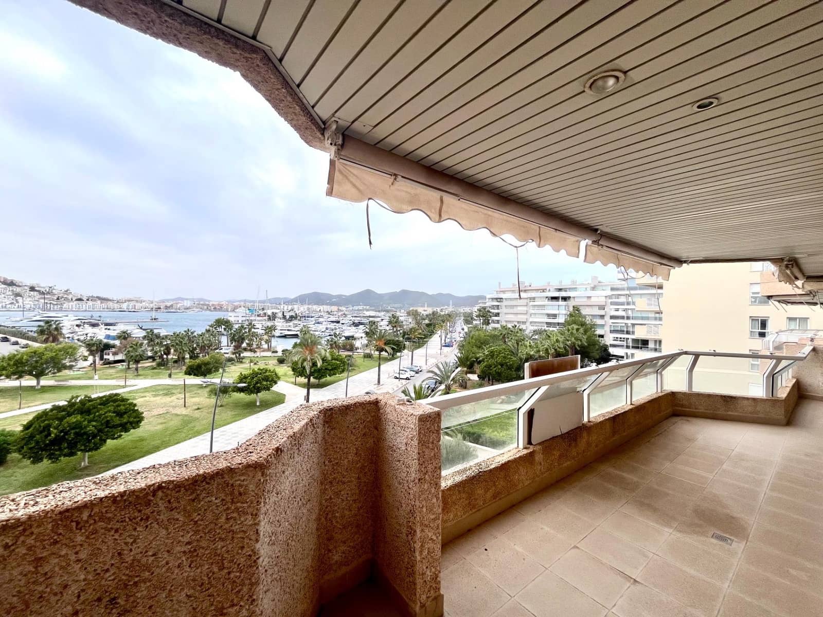5 soverom Leilighet til salgs i Ibiza by med svømmebasseng garasje - € 2 850 000 (Ref: 9185346)