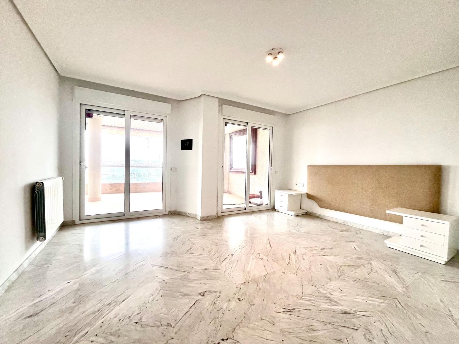 5 soverom Leilighet til salgs i Ibiza by med svømmebasseng garasje - € 2 850 000 (Ref: 9185346)