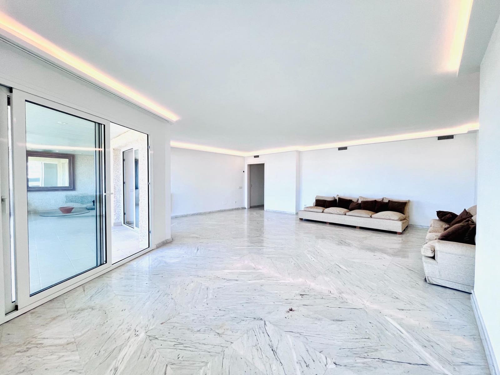 5 soverom Leilighet til salgs i Ibiza by med svømmebasseng garasje - € 2 850 000 (Ref: 9185346)