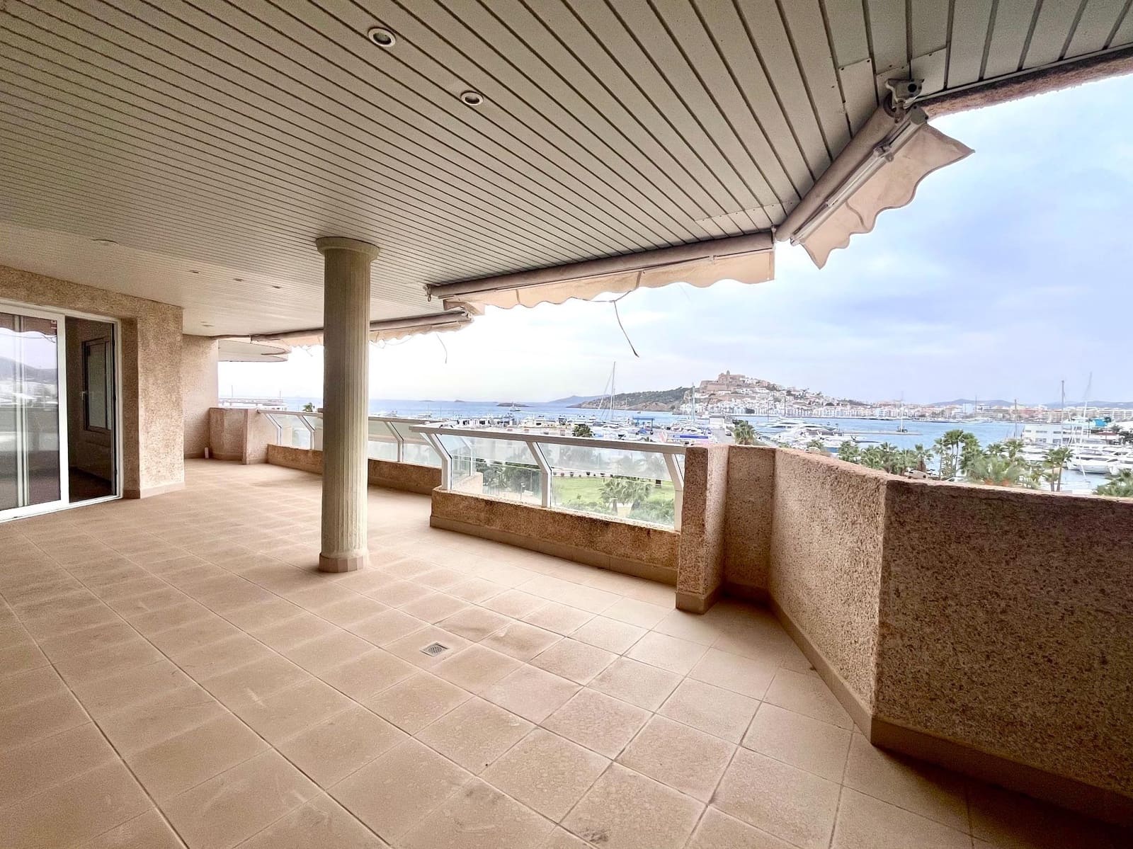 5 soverom Leilighet til salgs i Ibiza by med svømmebasseng garasje - € 2 850 000 (Ref: 9185346)