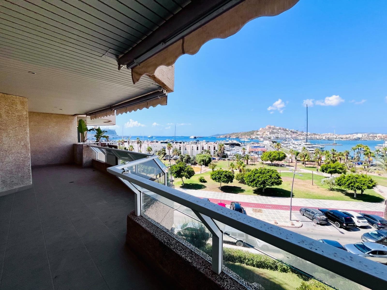 5 soverom Leilighet til salgs i Ibiza by med svømmebasseng garasje - € 2 850 000 (Ref: 9185346)