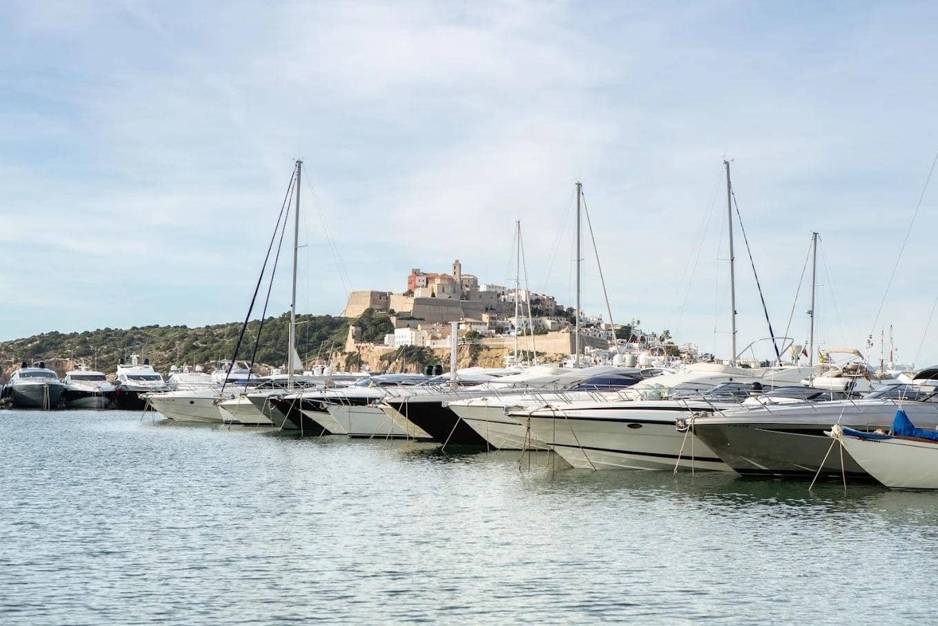 4 soveværelse Penthouse til leje i Ibiza by - € 6.500 (Ref: 9206761)